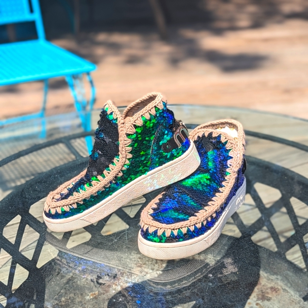 MOU Summer Eskimo Sneakers all Sequins